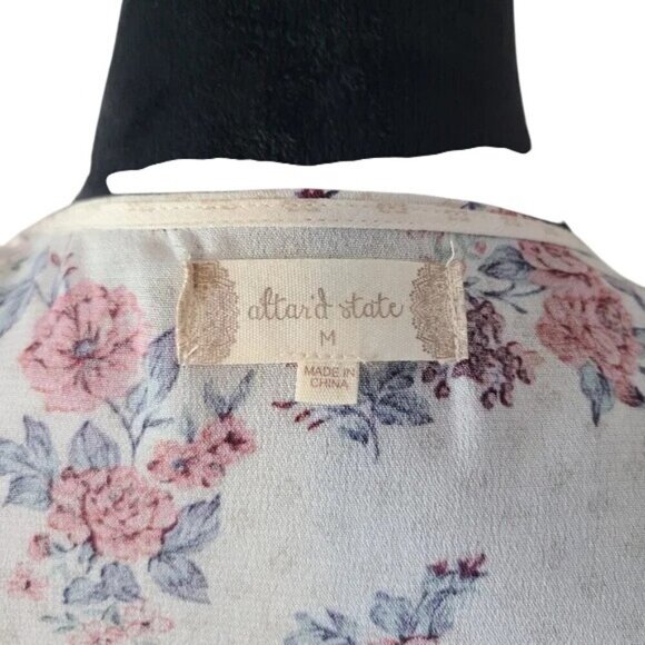 Altar'd State Mimi Pink Floral Kimono - Picture 7 of 8